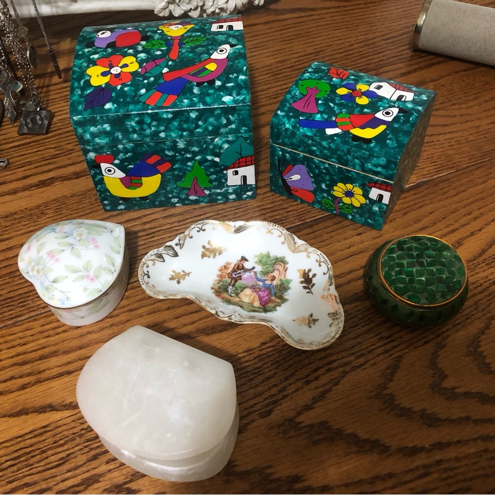Vintage jewelry box boxes  Bundle